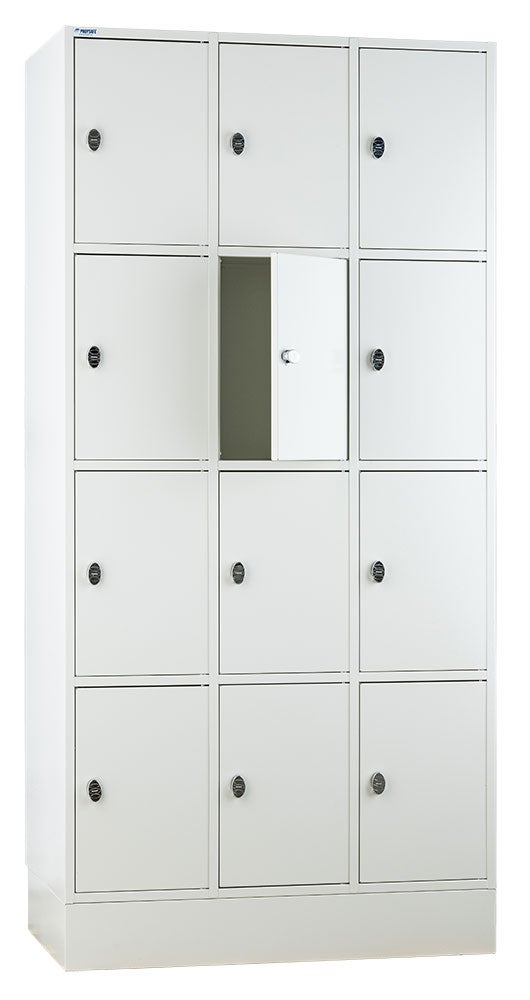 Förvaringsskåp 1750x900x550mm, 3 dörrar i bredd, 4 dörrar i höjd